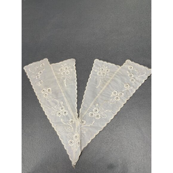 Vintage Embroidered Lace Collar with Floral Design - Picture 9 of 10